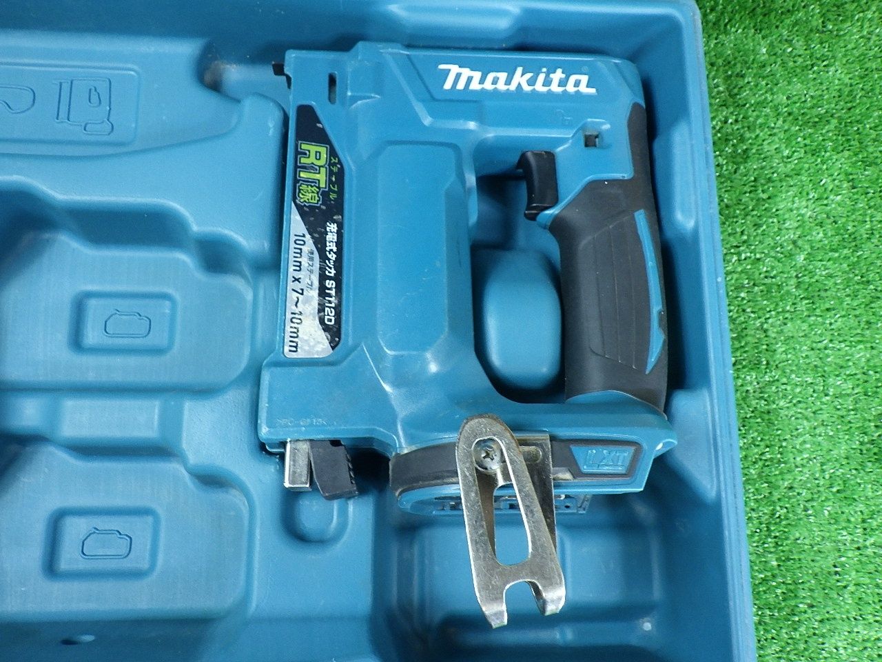 18Vモデル マキタ 充電タッカ ST112D 本体 ケース 品