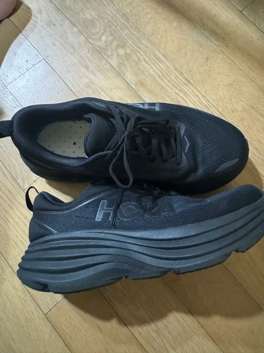 HOKA ONE ONE ホカオネオネ ボンダイ 8 270