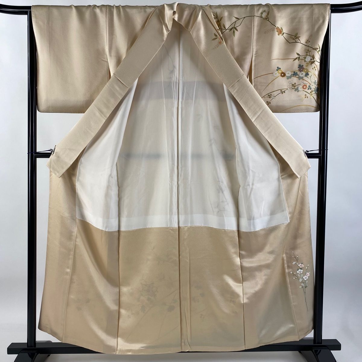訪問着 身丈157cm 裄丈66cm M 袷 扇面 草花 刺繍 金糸 薄 訪問着 身丈157cm 裄丈66cm M 袷 扇面 草花 刺繍 金糸 薄