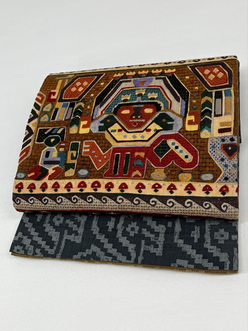 相良刺繍 汕頭刺繍 紬地 袋帯 古代壁画文 カラー芯 正絹 お太鼓柄