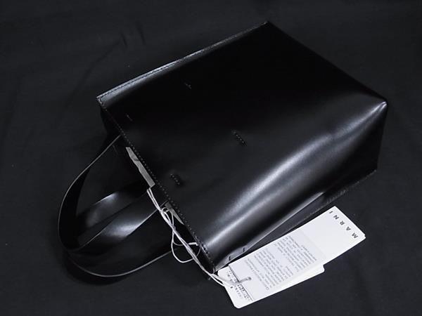新品同様☆マルニ 2way レザー トートバッグ ショルダーバッグ ミュゼオ　黒 □新品同様□ MARNI マルニ ミュゼオ レザー 2WAY ショルダー トート