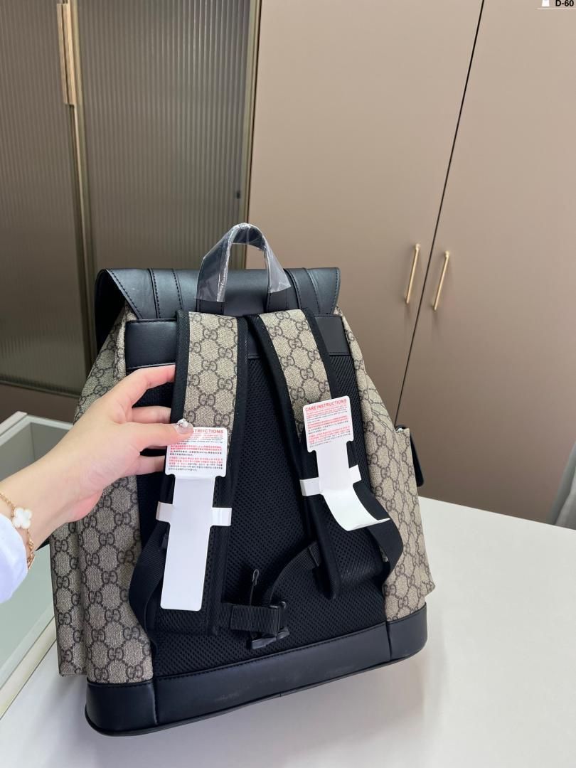ファッション GUCCI ショルダーバッグ ブラック/ベージュ - メルカリ