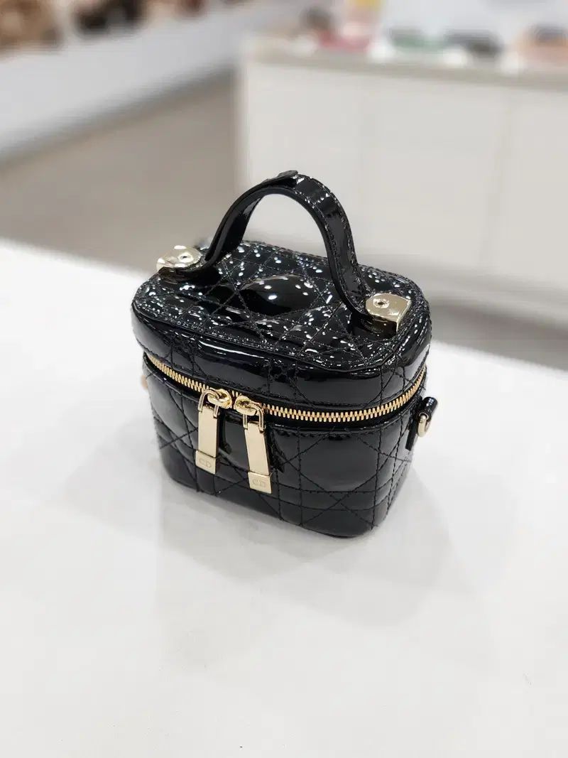 クロスバック A0935