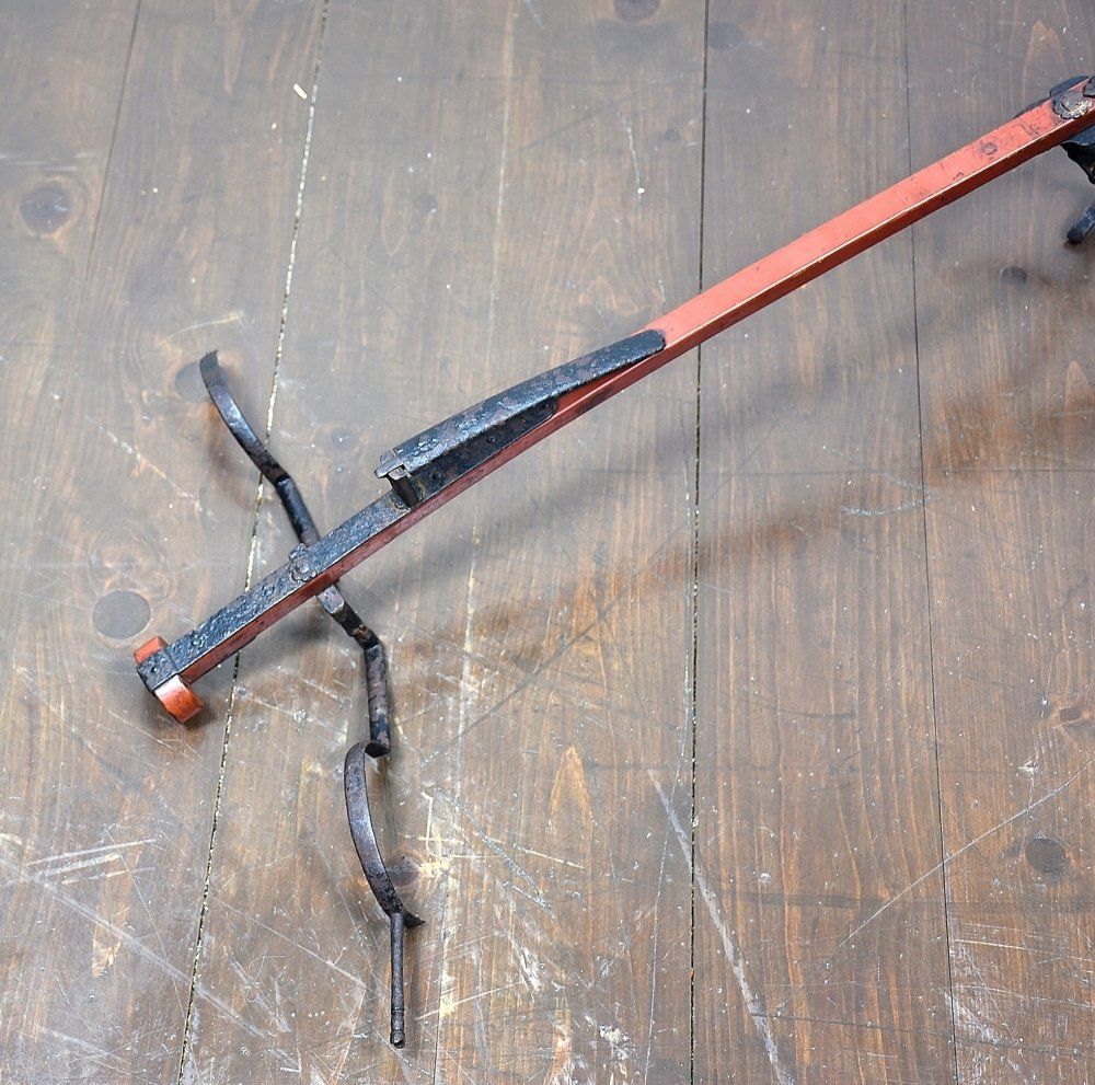 陣笠 丸に違い鷹の羽紋 並び鷹の羽紋（ならびたかのは）：家紋のいろは