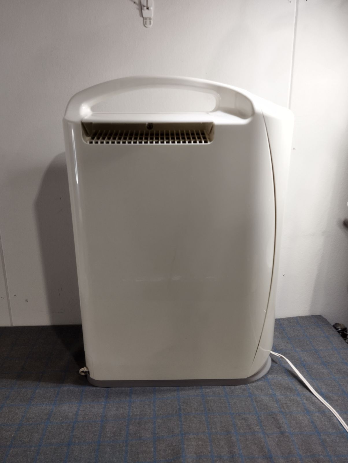 コロナ 衣類乾燥除湿機