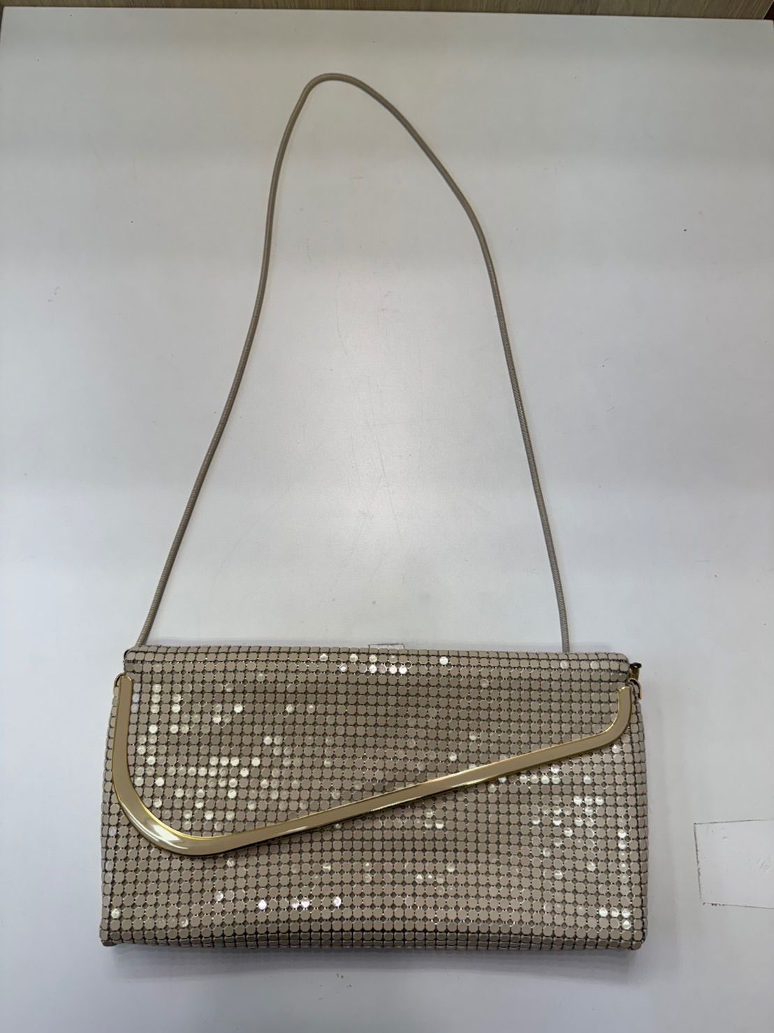 中古品】 GLOMESH グロメッシュ チェーンショルダーバッグ