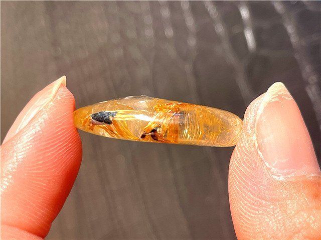 AAA級天然ゴールドルチルクォーツ丸玉YTB0609/YS/13/200C