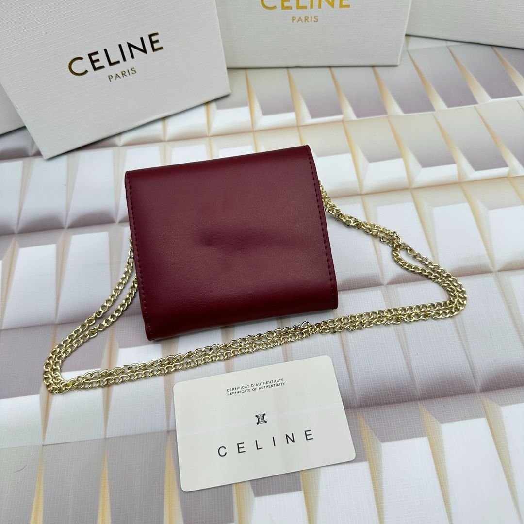 新品未使用】セリーヌ（Celine）チェーン付き三折り財布 ワインレッド - メルカリ