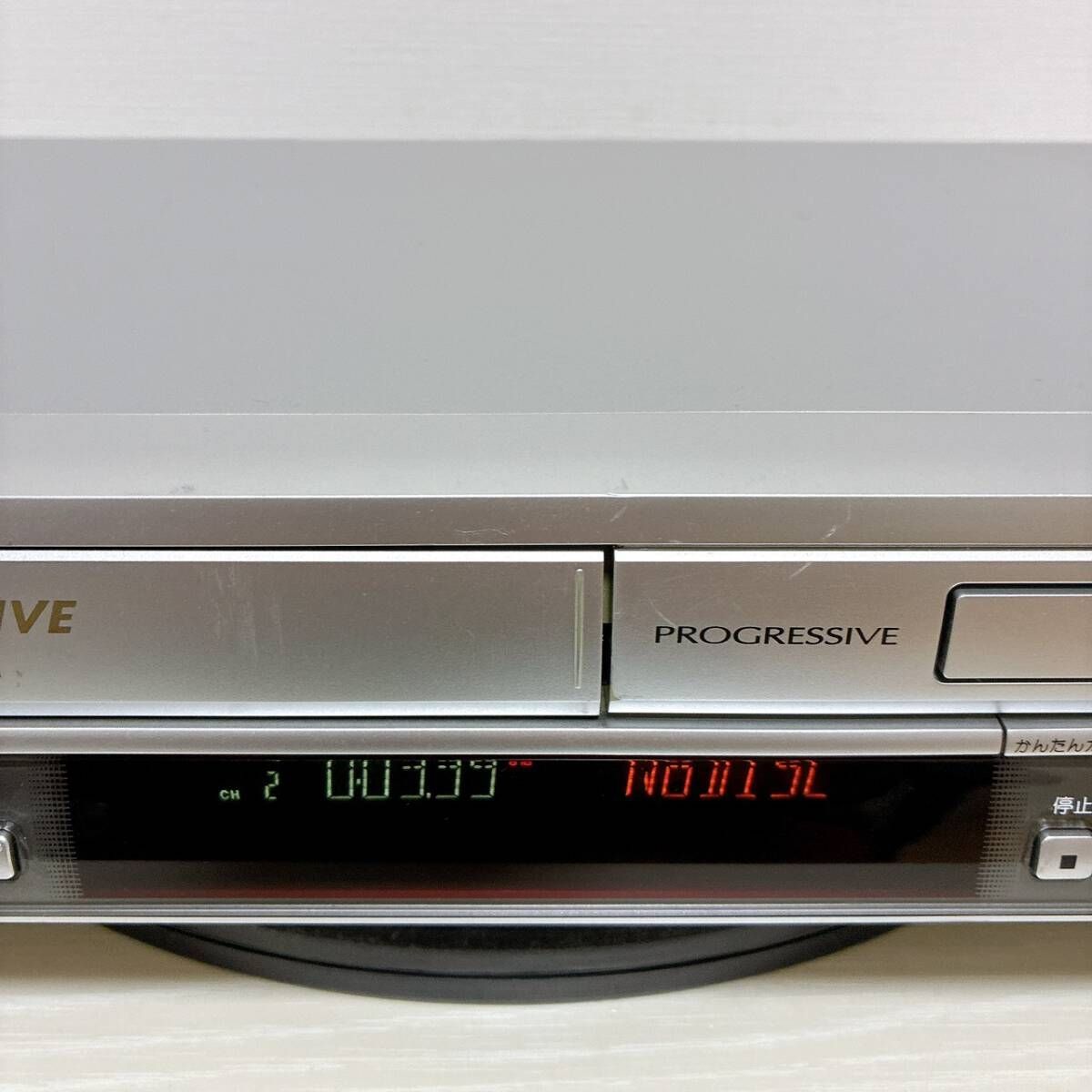 ビデオ一体型DVDプレーヤー NV-VP