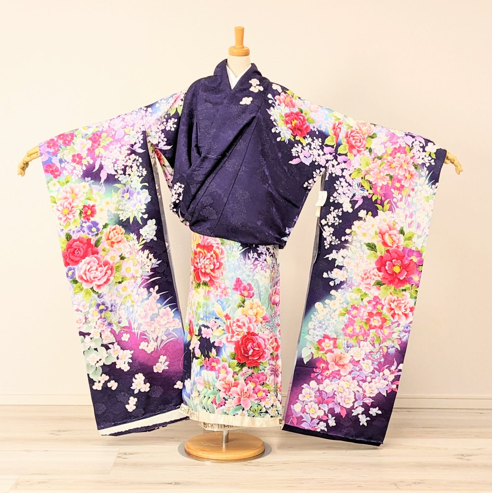 正絹・未仕立て】 振袖 紫 パープル モダン 花柄 バラ 成人式 F13 紫
