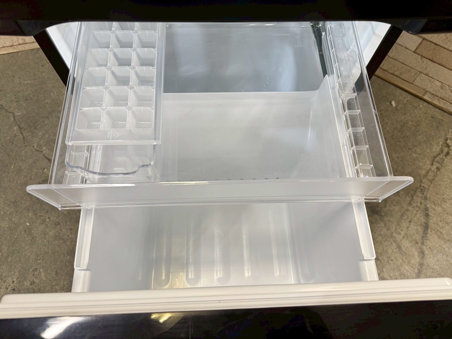 大阪送料無料☆3か月保障付き☆冷蔵庫☆ヤマダ☆2ドア☆2024年☆YRZ