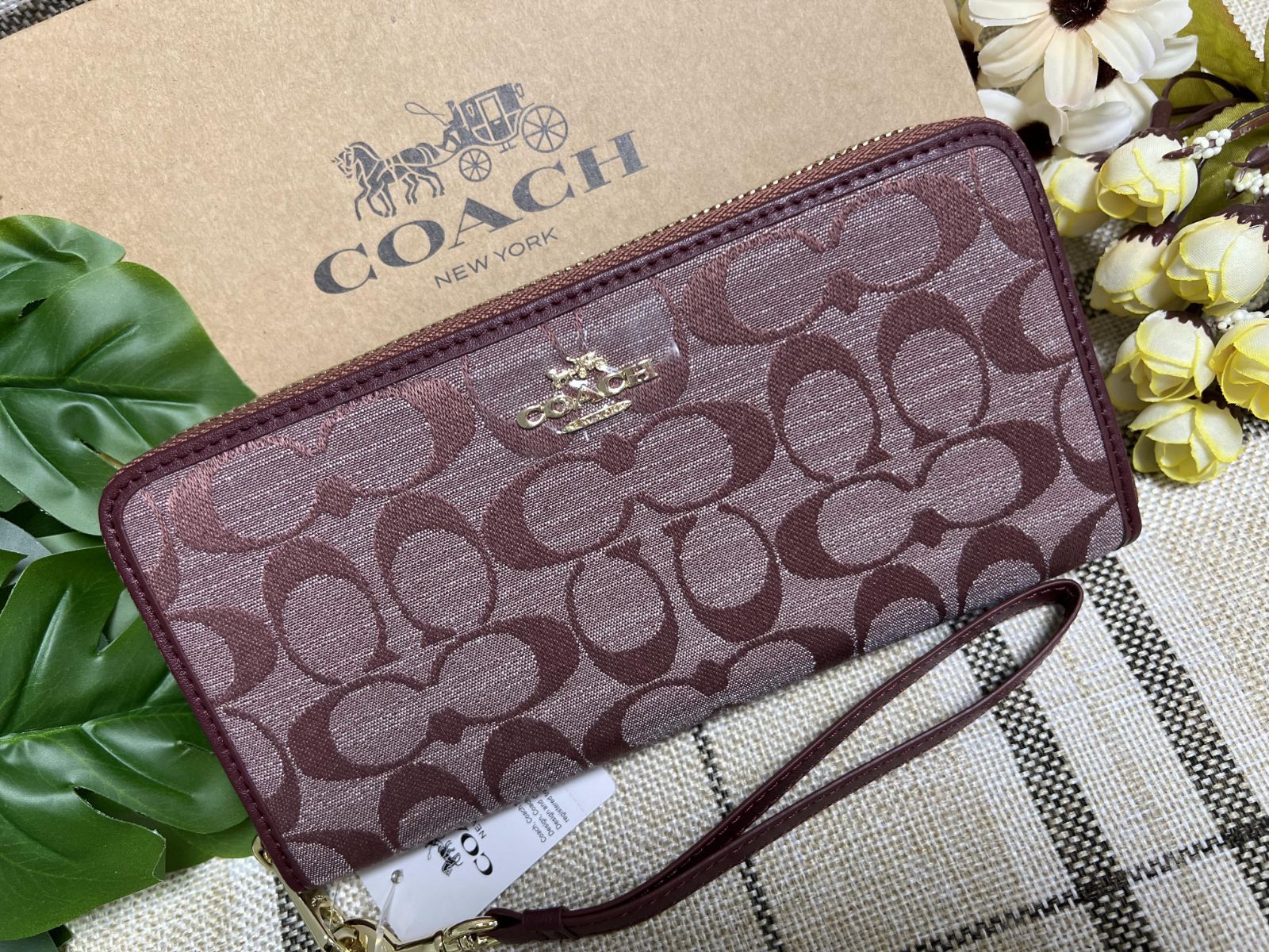 COACH シャンブレーワインシグネチャー長財布 - 長財布