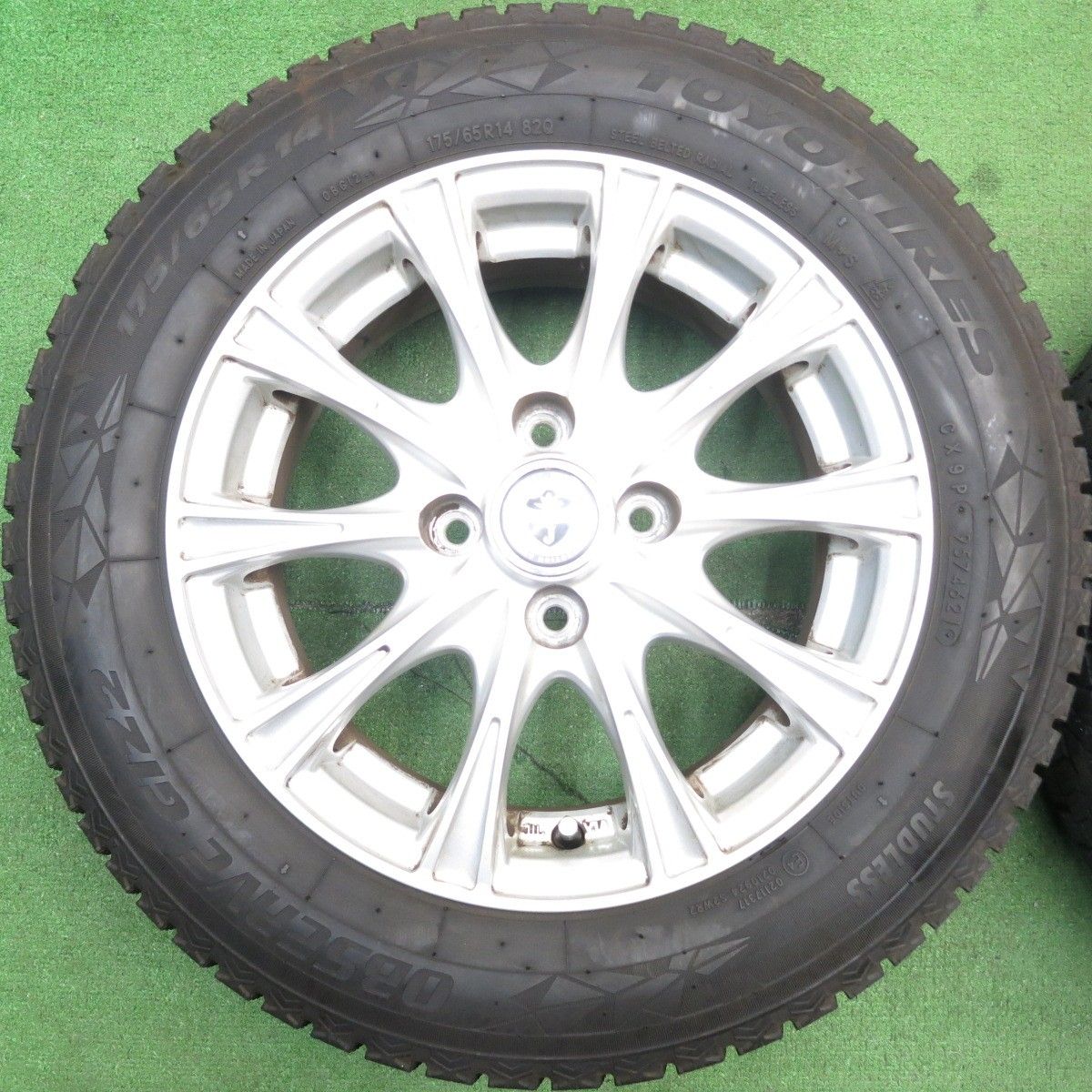 9.5分以上 スタッドレス