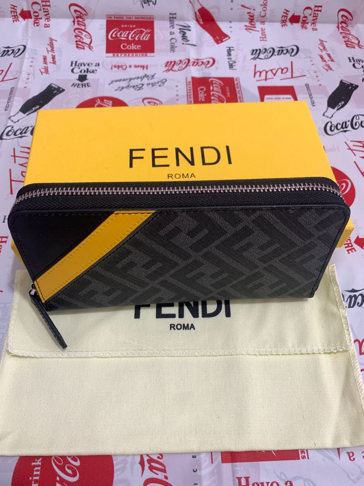 メンズ FENDI フェンディ  長財布 小銭入れ☆カード【箱付き】実物