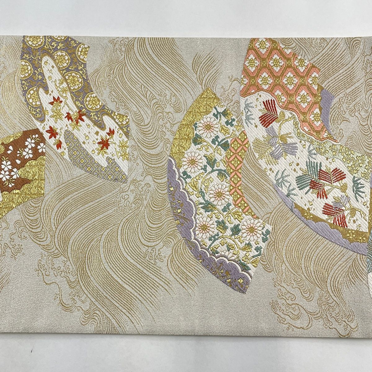 袋帯 双全通撚金華山 正絹 モール織り リバーシブル 高級 銀糸 グレーｘブルーｘシルバーｘ薄紫色 霞模様ｘ月模様 仕立て上がり 着物帯 長さ464cm 【キモノオフ野々市若松店】 袋帯 双全通撚金華山 正絹 モール織り リバーシブル 高級 銀糸 グレー