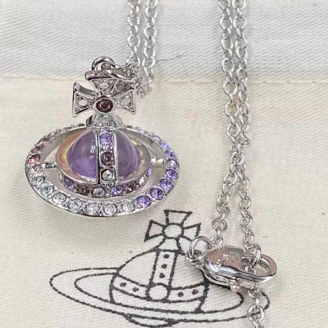 Vivienne Westwood OCTAVIEネックレス　クリームパープル Vivienne Westwood OCTAVIEネックレス クリームパープル