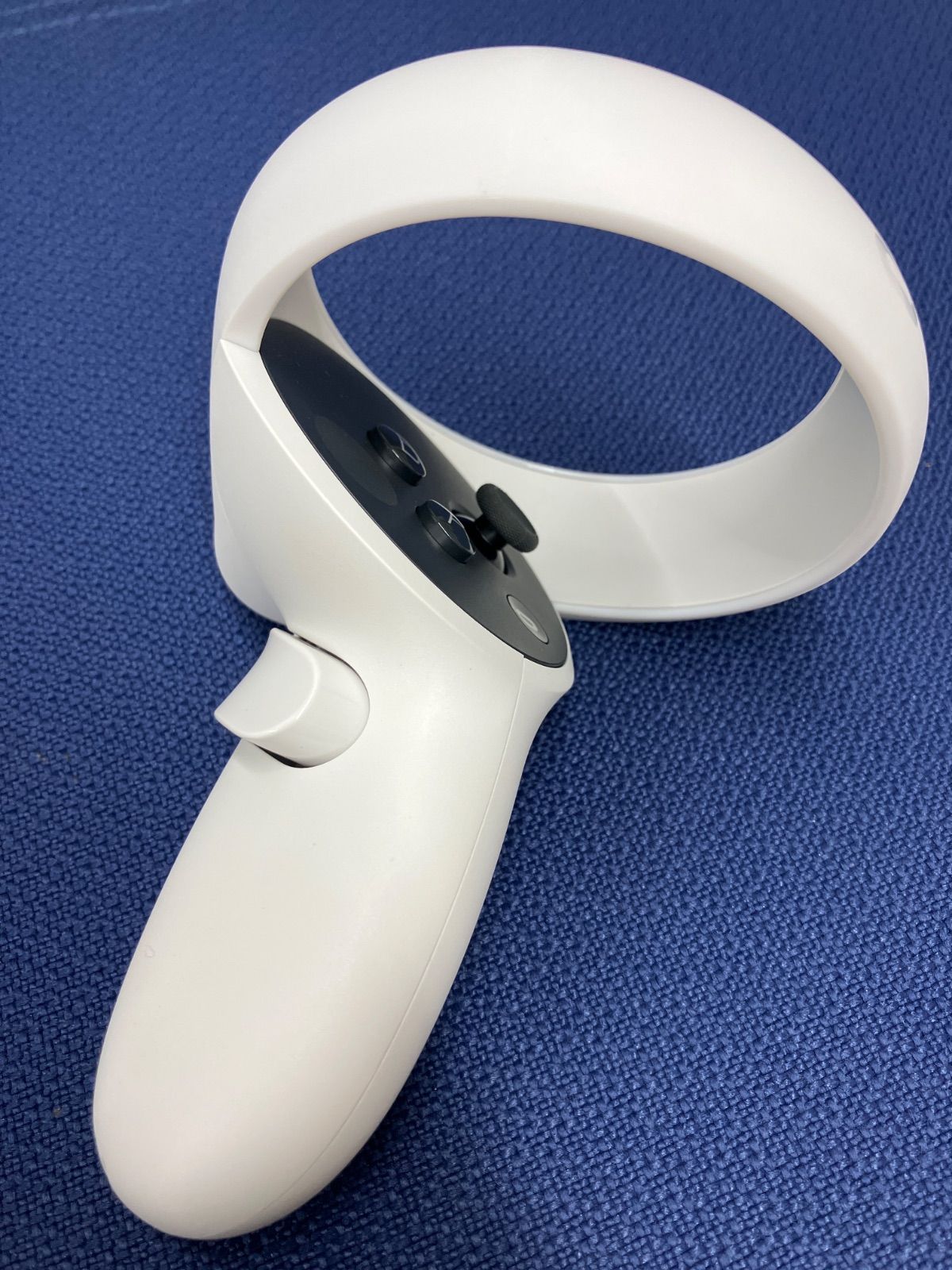 Quest2 右コントローラー