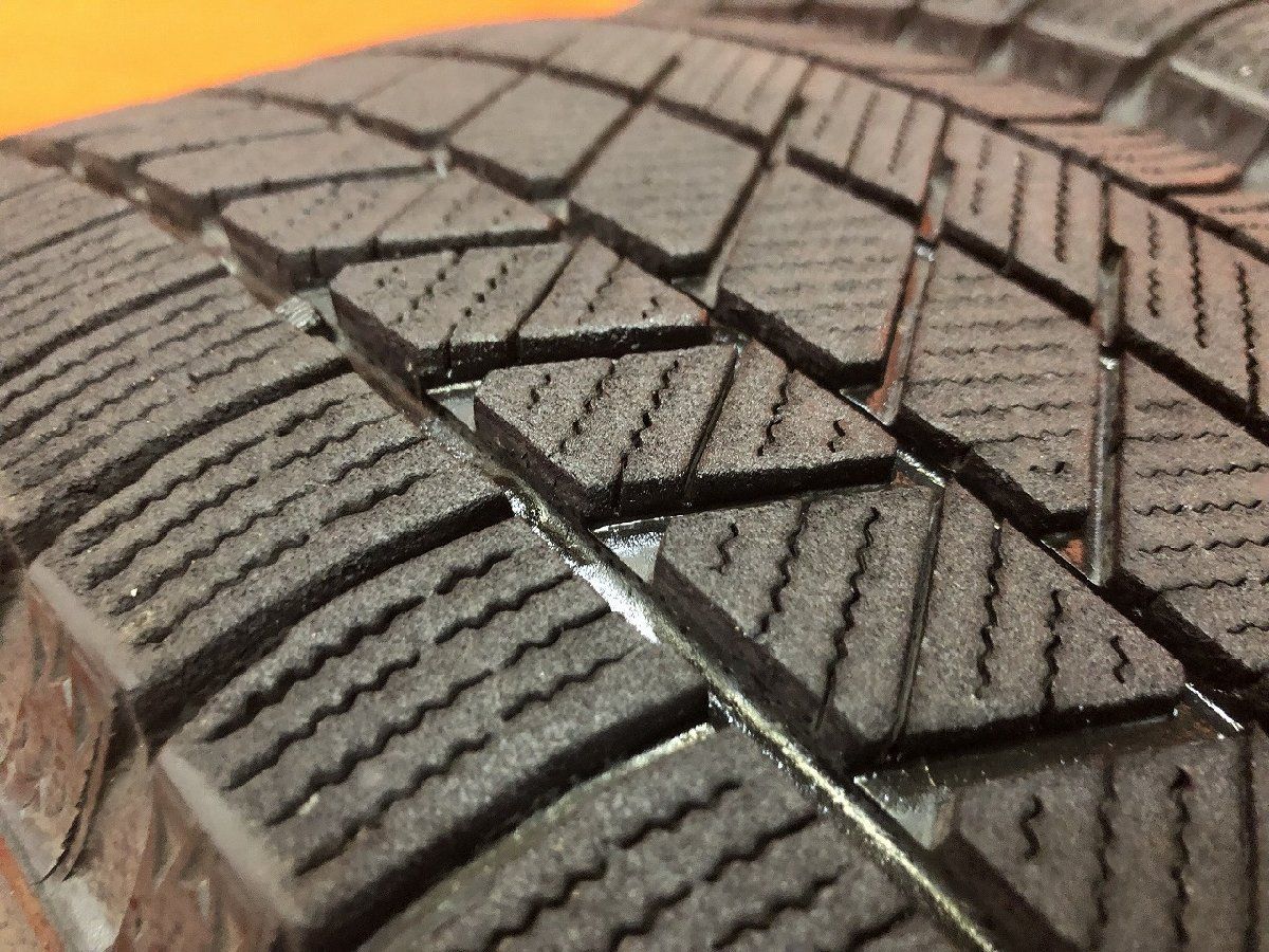 BS BRIDGESTONE BLIZZAK VRX3 185/65R15 15インチ スタッドレス 4本 22年製 シエンタ フリード アクア アリオン ベンツAクラス等　(KTH347) BS BRIDGESTONE BLIZZAK VRX3 185/65R15 15インチ スタッドレス 4本 22