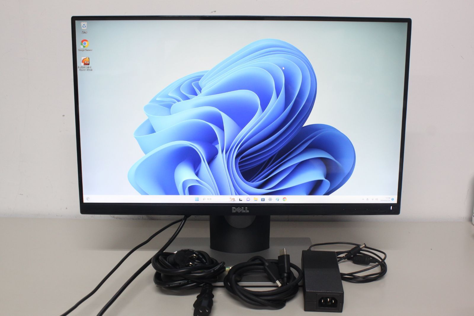 Dell SE2216H 21.5インチ モニター (3年間交換保証/フルHD/VA非光沢/HDMI,D-Sub15ピン/傾き調整)