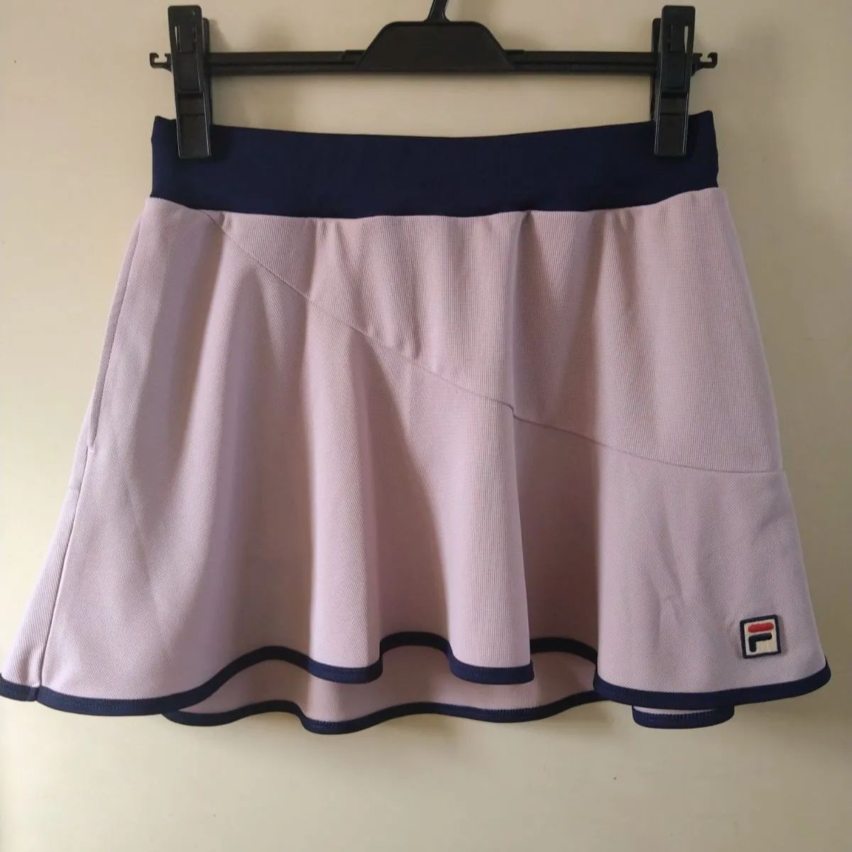フィラ テニスウェア　ピンク色スコート　Mサイズ　新品 FILA フィラ テニス スコート Mサイズ 美品 くすみピンク - メルカリ