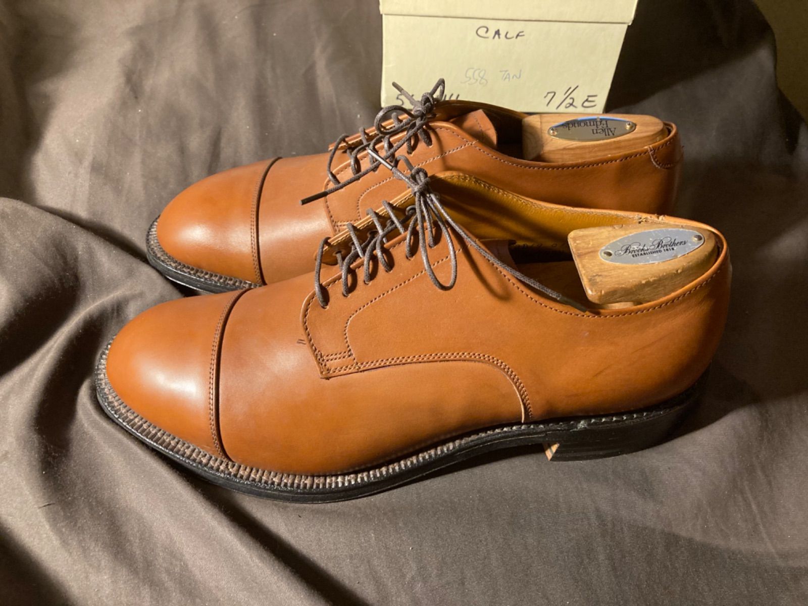 83年製 オールデン Alden 新品未使用 モディファイドラスト 56944Y 革靴 7.5E 26cm リーガル REGAL ジョンロブ  JohnLobb エドワードグリーン EdwardGreen エルメス HERMES ビームス BEAMS SHIPS - メルカリShops