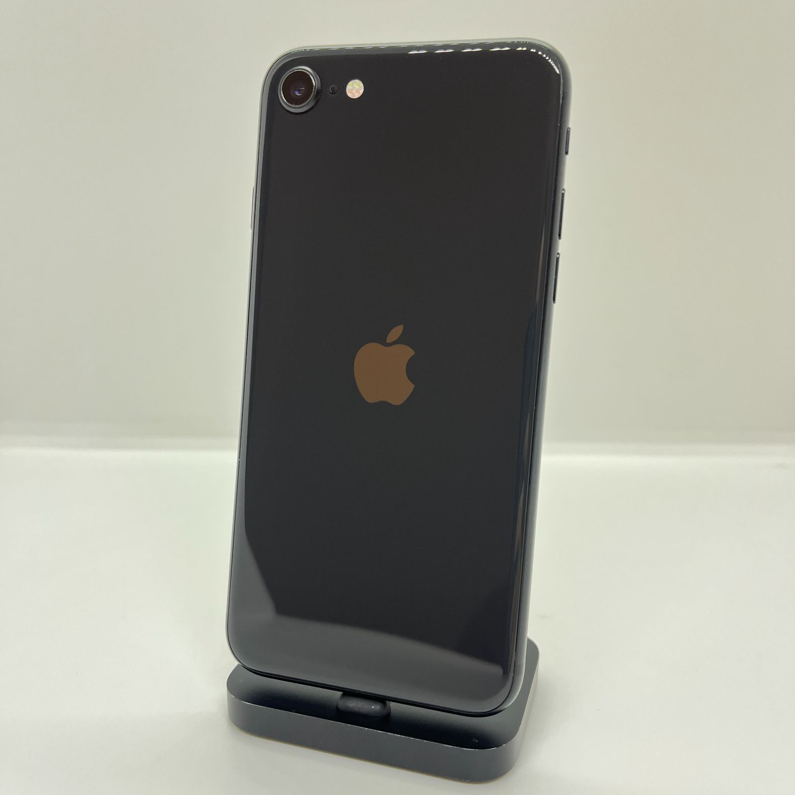 Apple iPhoneSE2 128GB ブラック SIMロック解除済みiPhone SE 第 Apple iPhoneSE2 128GB ブラック SIMロック解除済みiPhone SE 第