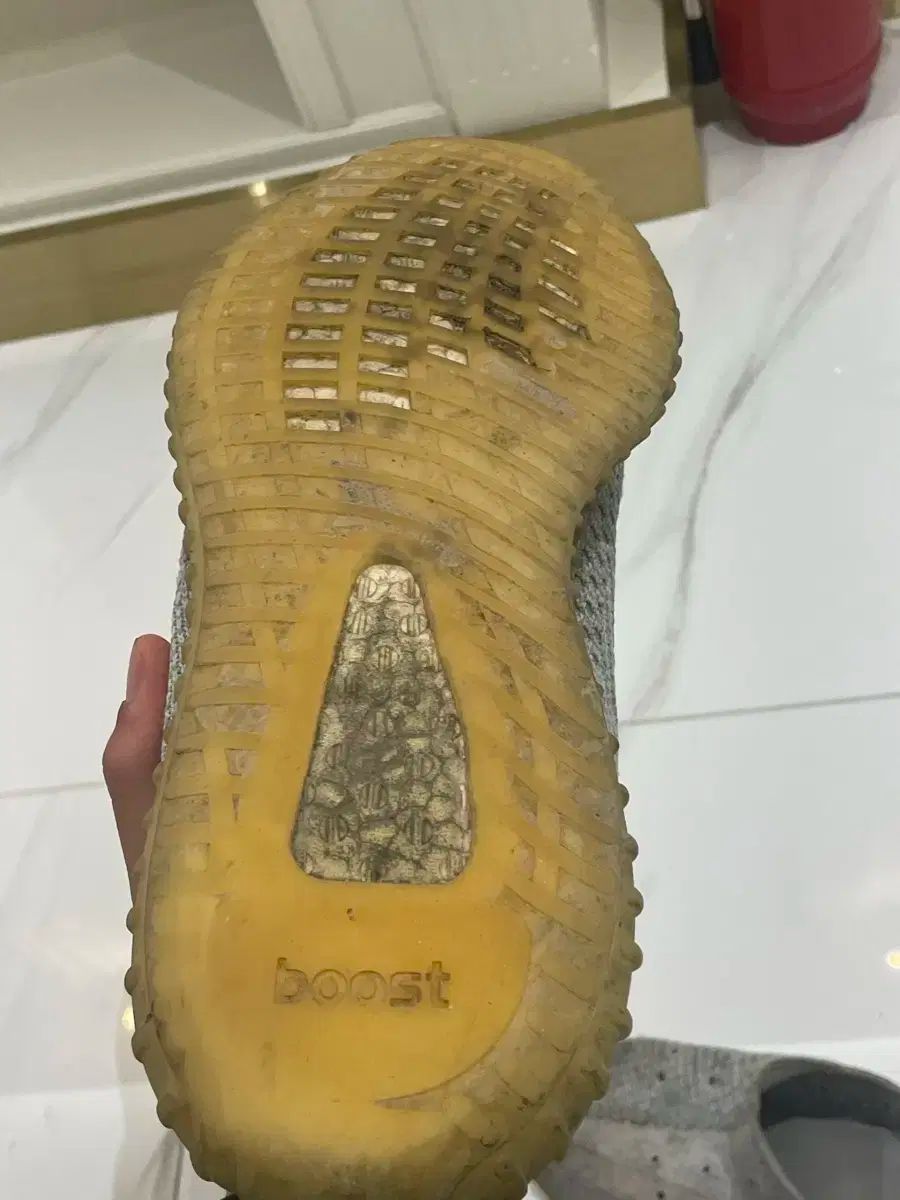 イージーブースト 350 v2 275 出品