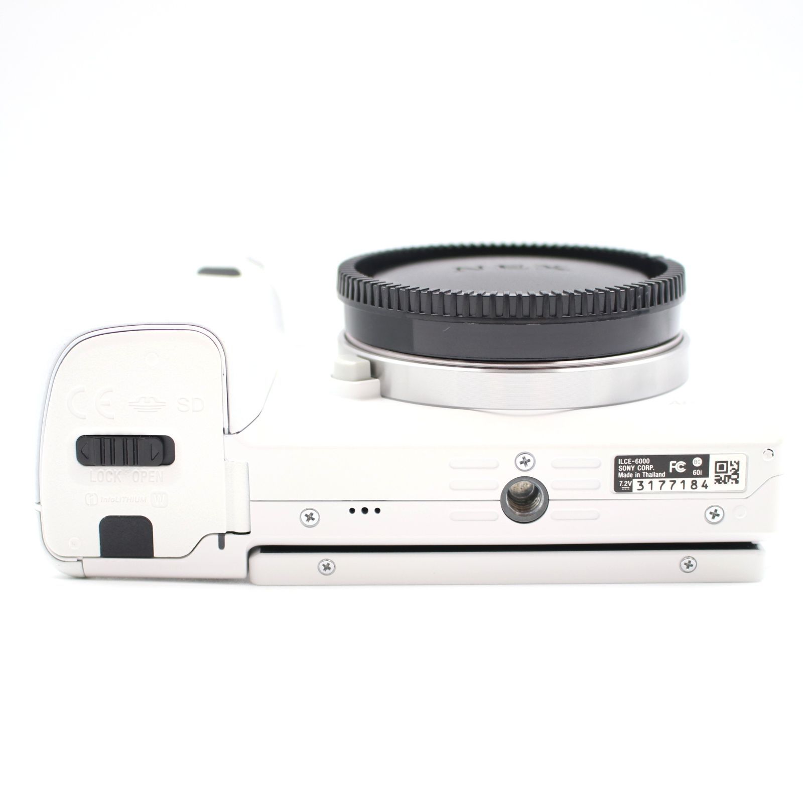 ☆SONY α6000 ホワイト レンズキット SONY α6000 ILCE-6000L パワー