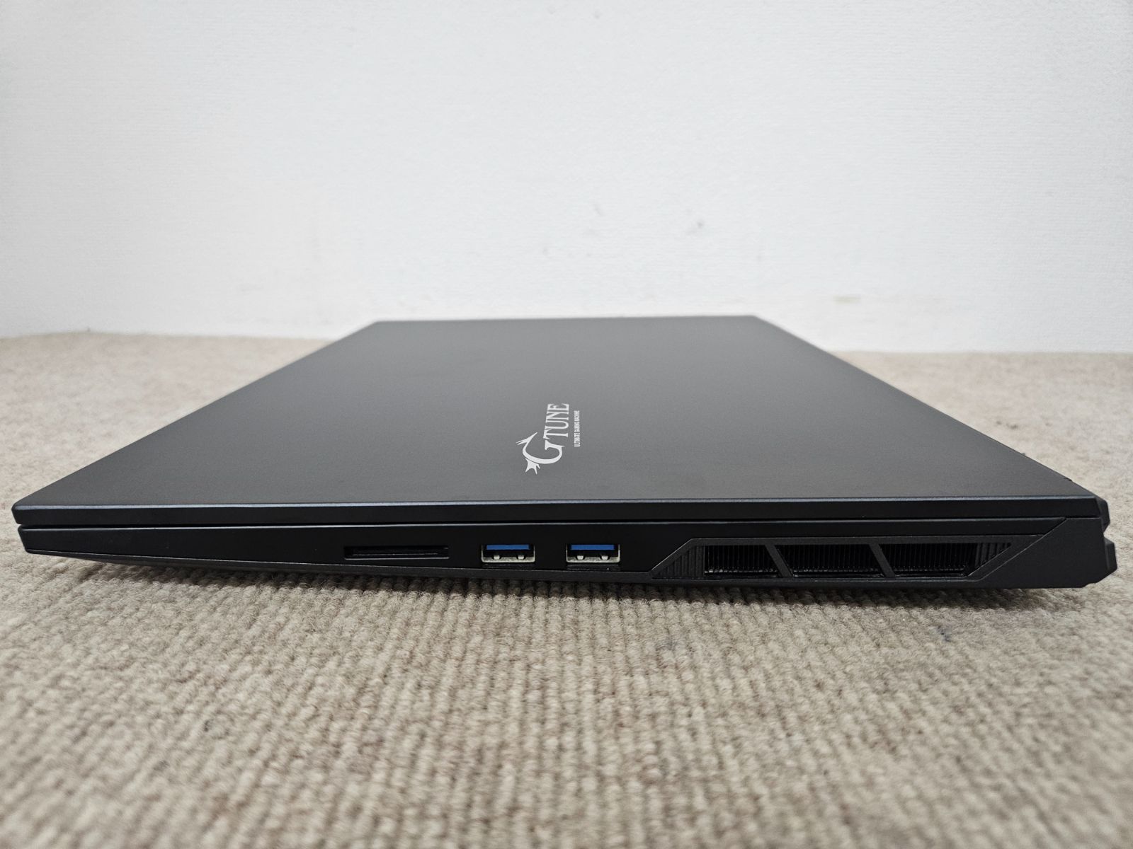 ハイエンドゲーミングノートPC mouse computer G-tune Intel Core i9 