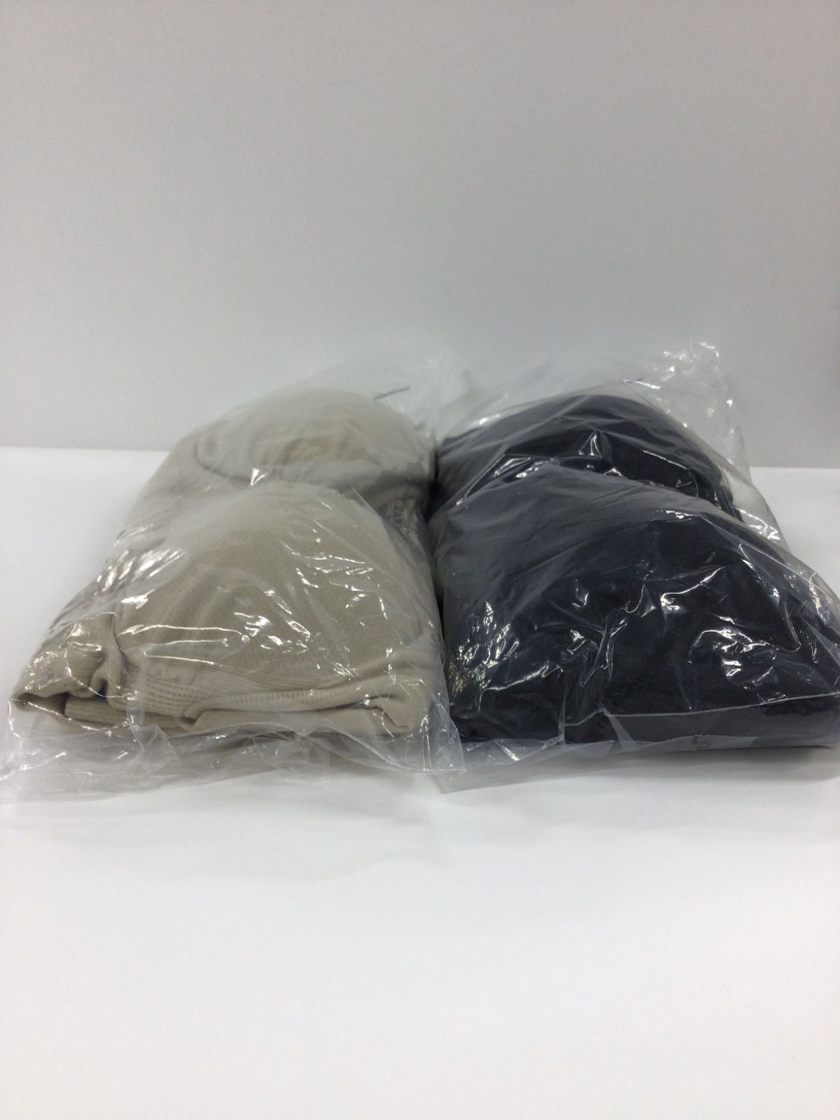 フィット ブラック