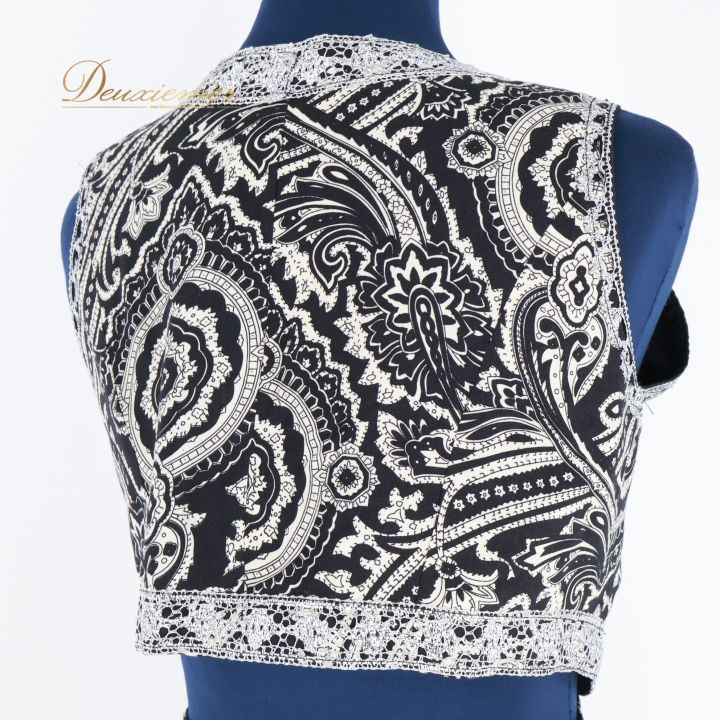 フリル ペイズリー