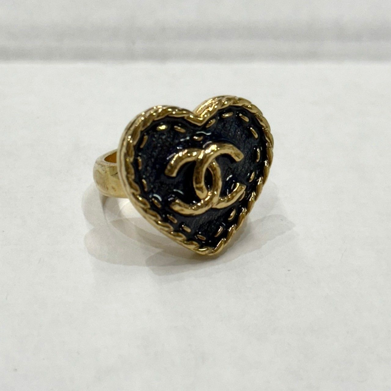 CHANEL シャネル 2024年 デニムモチーフココマークハートリング I24P