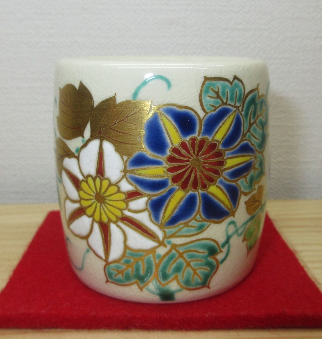 送料込【逢絢亭・新品】茶道具 蓋置 京焼 仁清 鉄仙の図 御室窯 共箱入り 逢絢亭・新品】茶道具 蓋置 京焼 仁清 鉄仙の図 御室窯