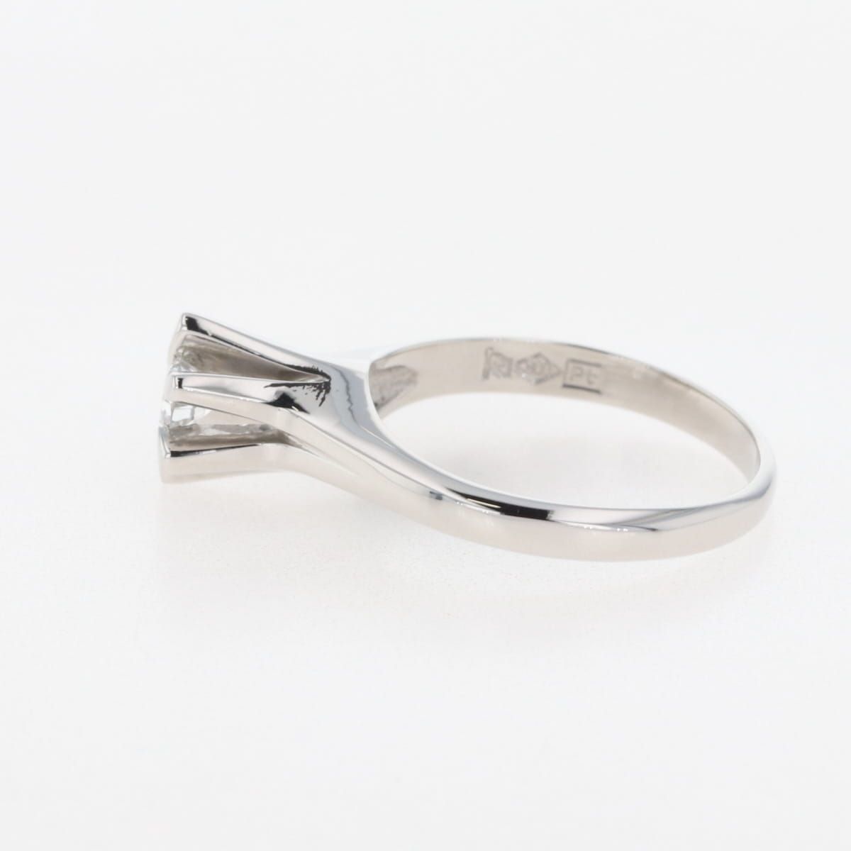 ダイヤモンド デザインリング