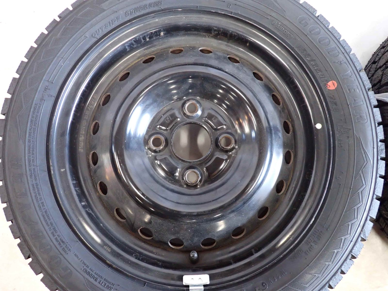 75Q グッドイヤー