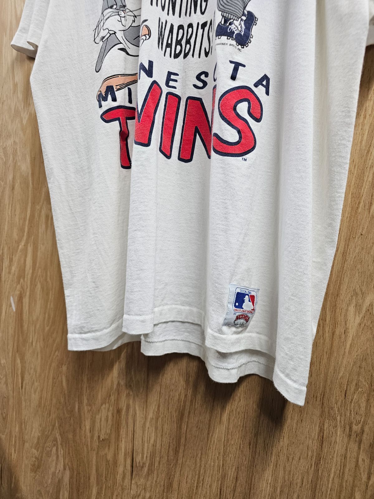 90s USA製 ルーニーテューンズ ミネソタツインズTシャツ 【公式通販】