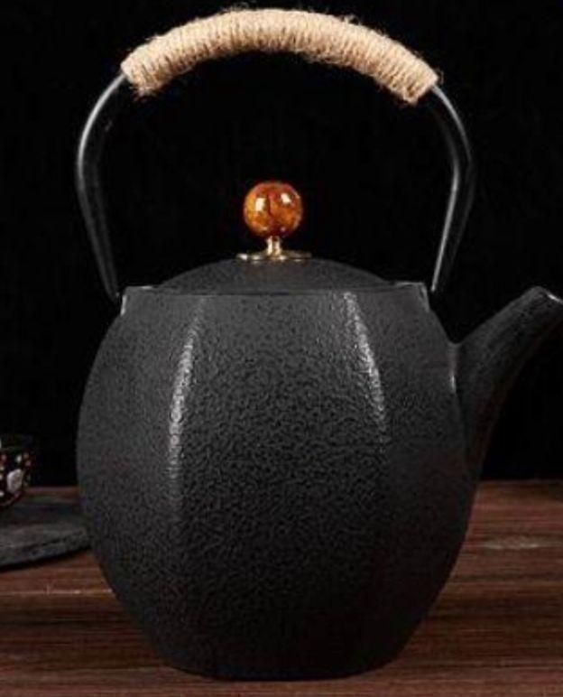 新品・未使用】おしゃれ 鉄瓶 やかん 直火 ティーポット新品a