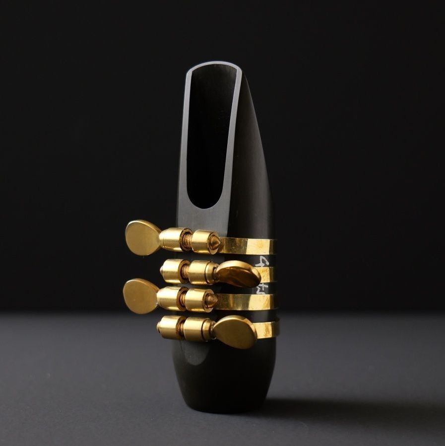 What a Wonderful Ligature アルトサックス リガチャー ラッカー