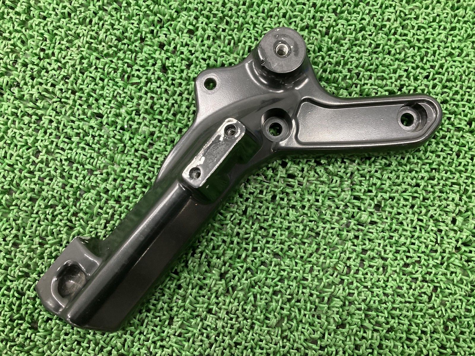 FLFBS1870 マフラーステー 65500063 ハーレー 純正 バイク 部品