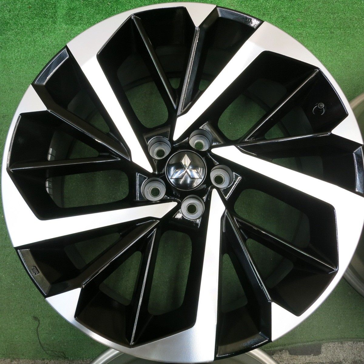 送料無料] 新車外し☆三菱 アウトランダー 純正 ホイール 20インチ 20