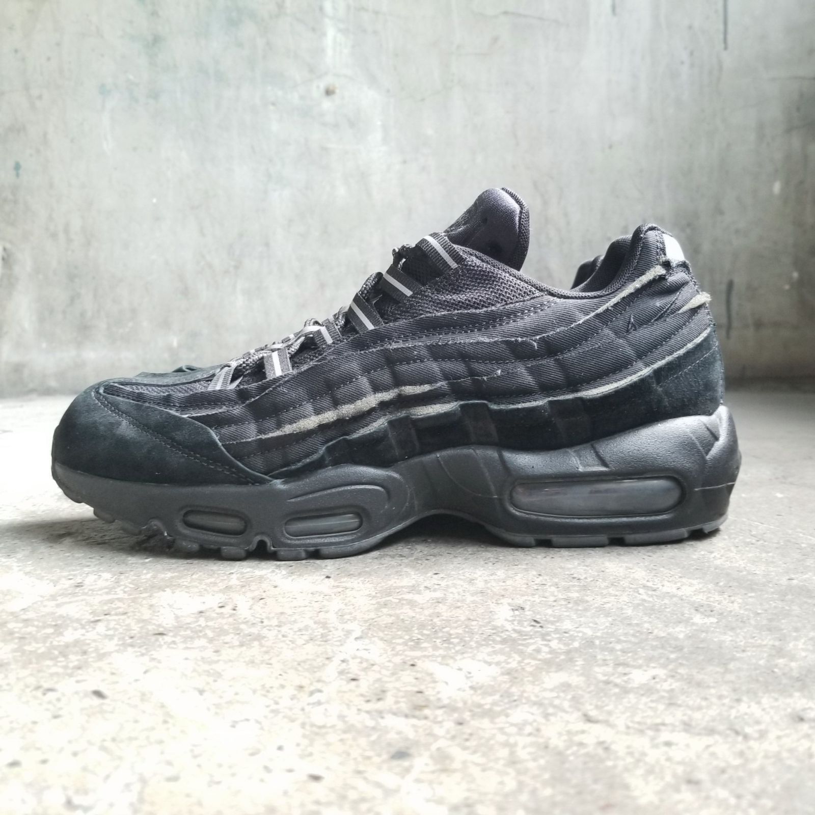コムデギャルソン オムプリュス × NIKE AIR MAX 95 27cm 楽天市場】NIKE AIR MAX 95 / CDG COMME des GARCONS HOMME PLUS