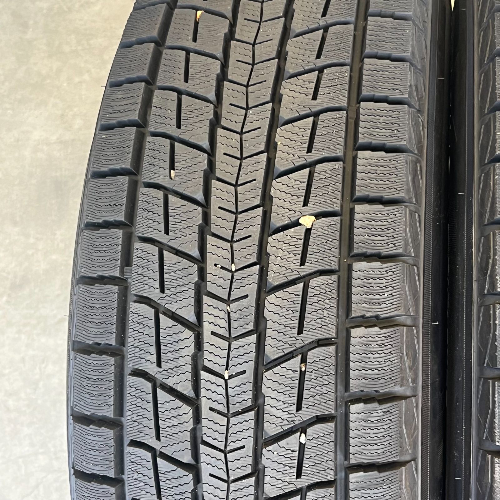 スタッドレスタイヤ