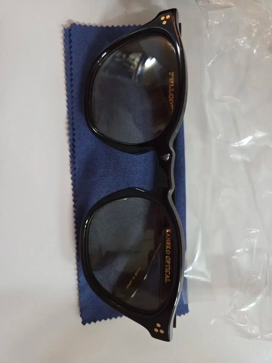 フルカウント サングラス