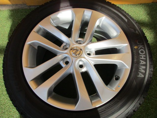 中古】 送料込み 日産純正 ジューク 215/55R17 スタッドレスタイヤSET 