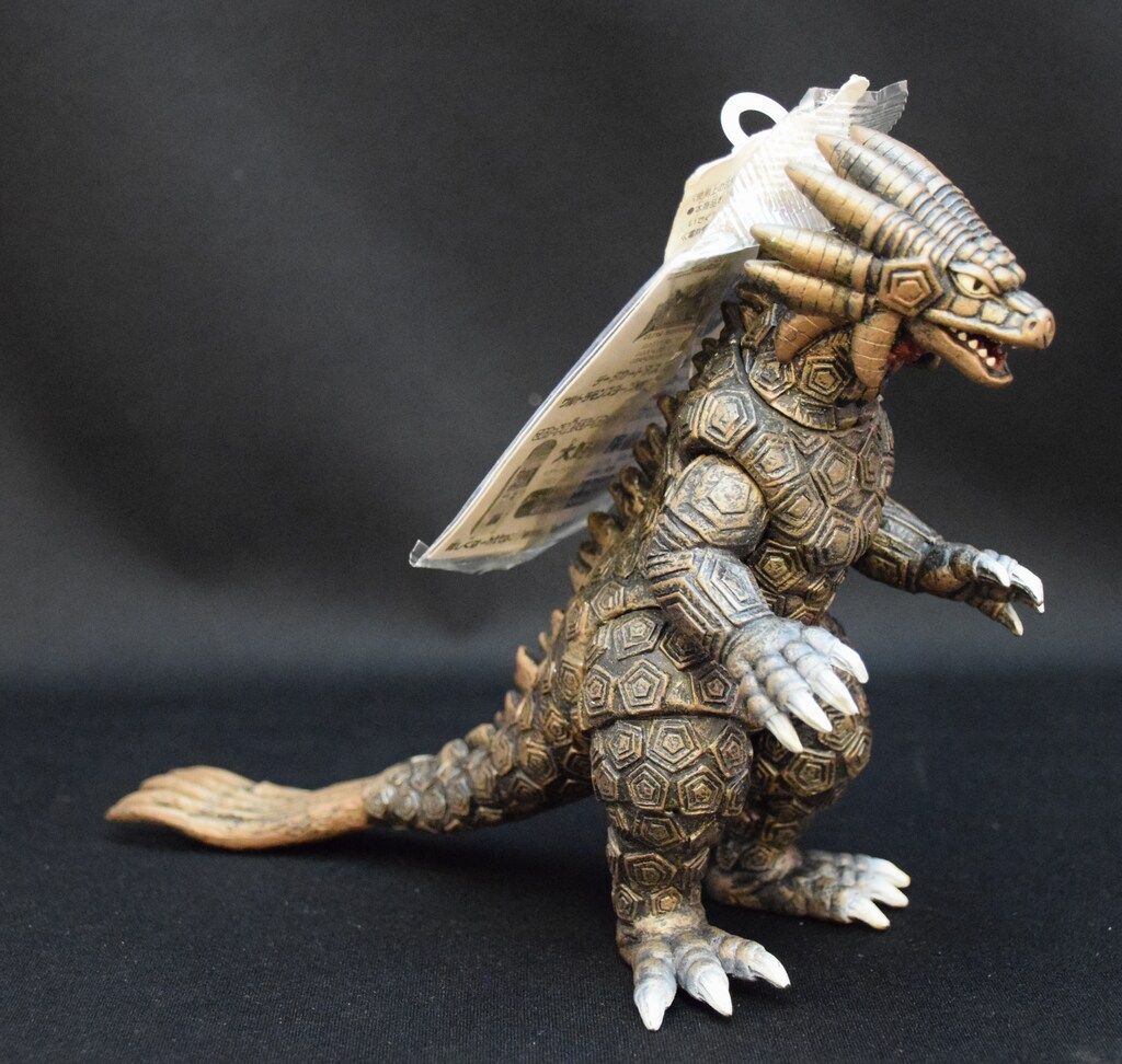 バンダイ ウルトラ怪獣シリーズ 大怪獣バトル サラマンドラ 怪獣BEX