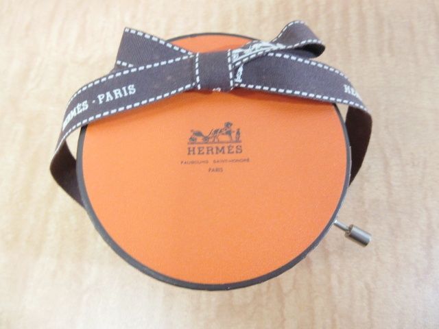 希少 HERMES エルメス オルゴール 非売品 サンタが街にやってくる 手回し