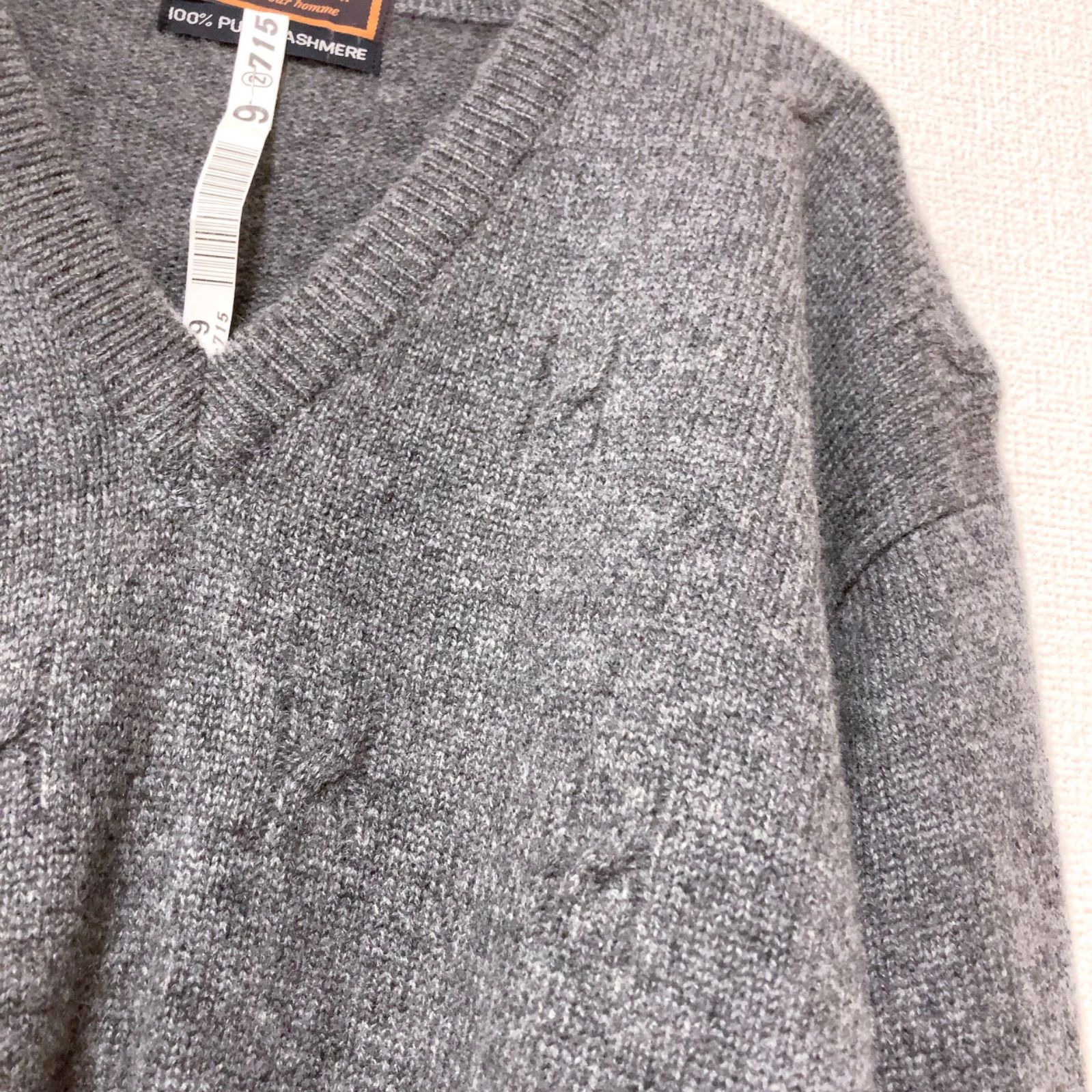 z1076 【美品】イブサンローランYvesSaint Laurent Vネック