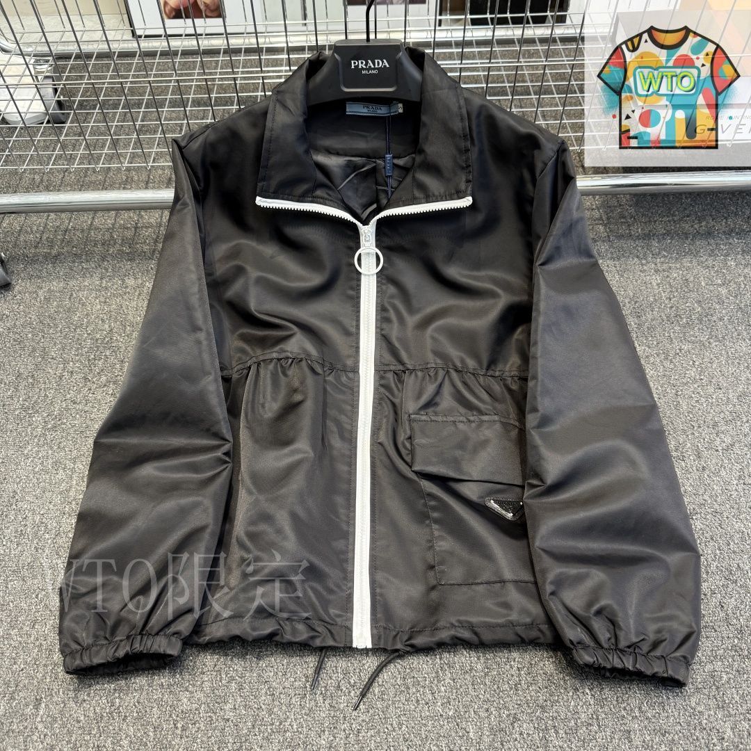 今日WTO】Prada 2025 Early Autumn Logo Zip Set-RS73 - メルカリ