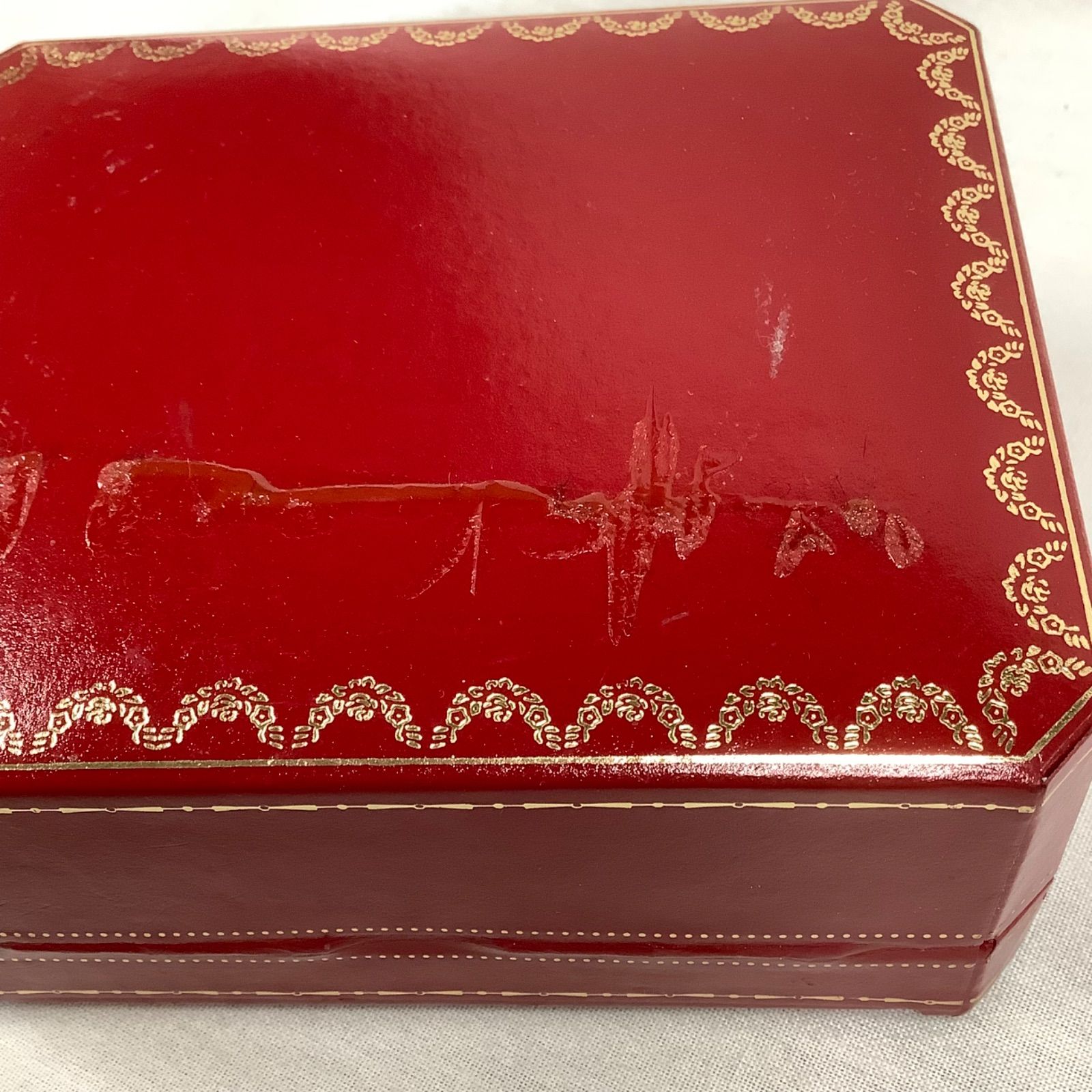 Cartier カルティエ