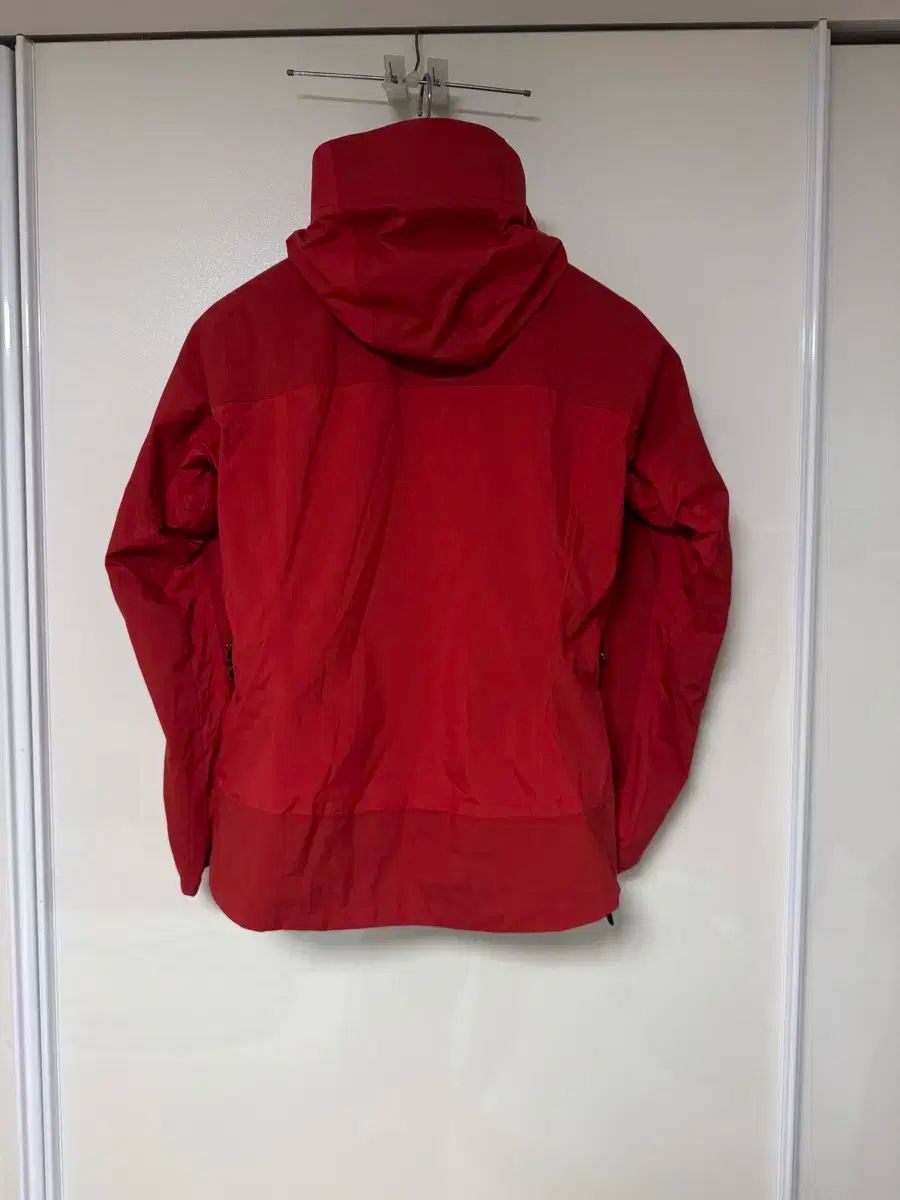 Haglofs ハーグローブス レディース 登山ジャケット M